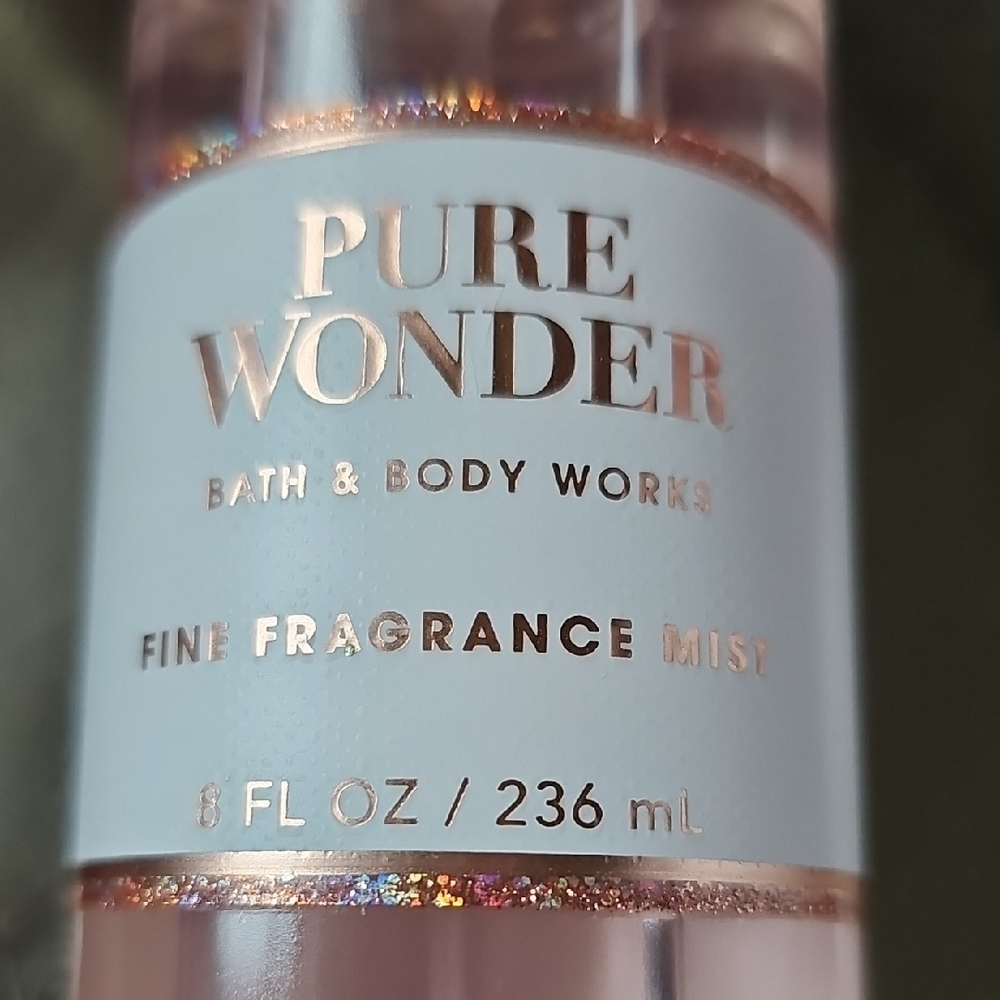 New Bath & Body Works Pure Wonder Fine Fragrance Mist Body Spray - Picture 3 of 3